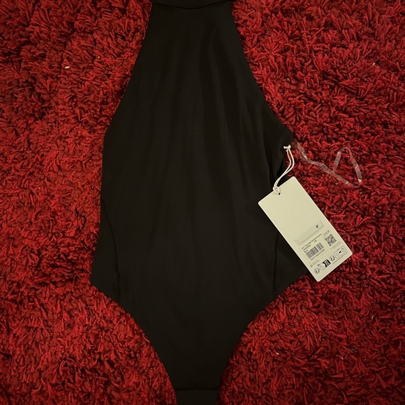 Lululemon Mock Neck Sleeveless Bodysuit Black Extra Small - Picture 2 of 4